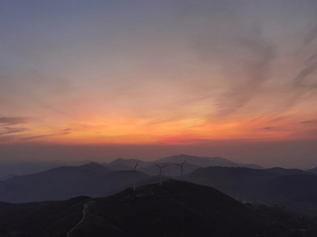 东白山日出