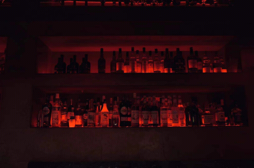 北山新bar——打令澳门设计师的暗语都藏在红色的建筑中