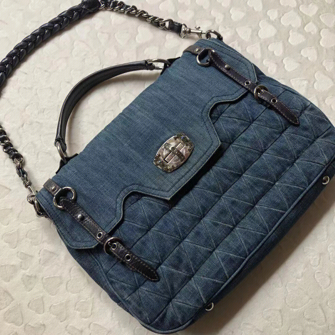 miumiu中古牛仔褶皱宝石扣包