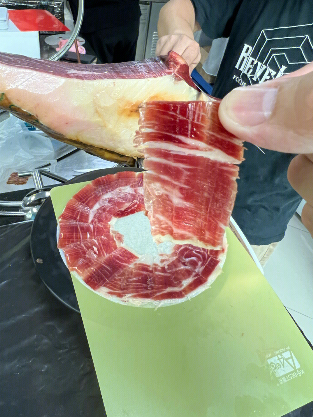 西班牙火腿出肉率图片