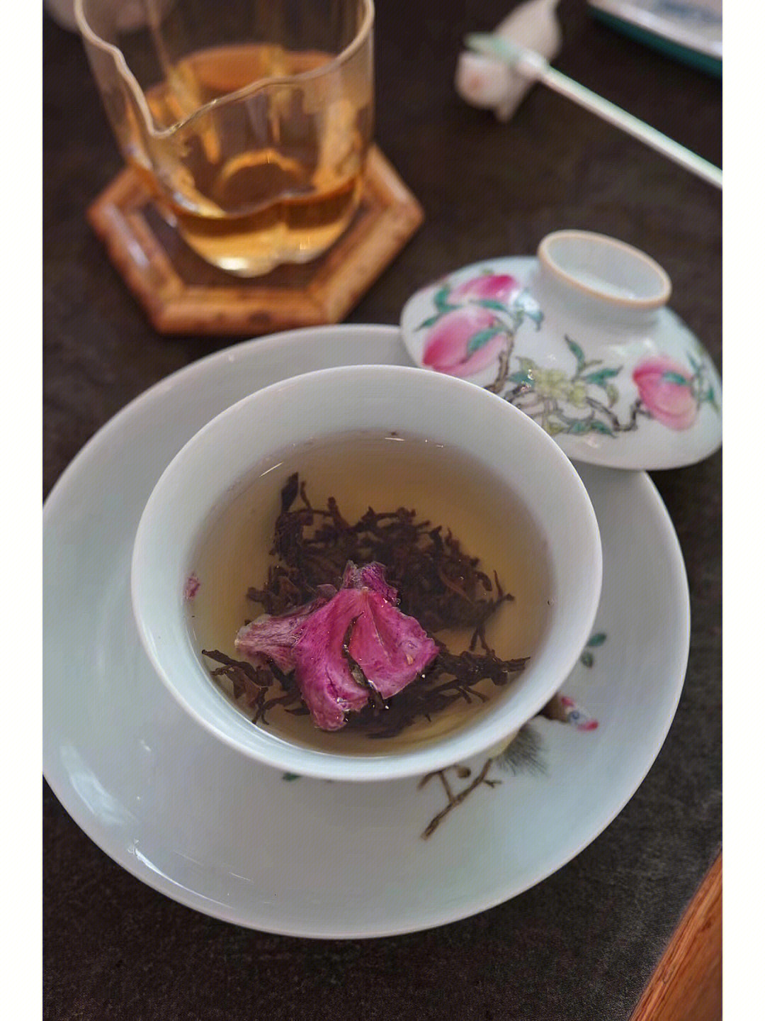 每天喝上一杯茶，养颜补血的功效，红茶暖性