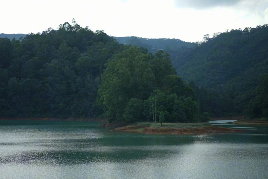 鹤山仙鹤湖度假山庄图片