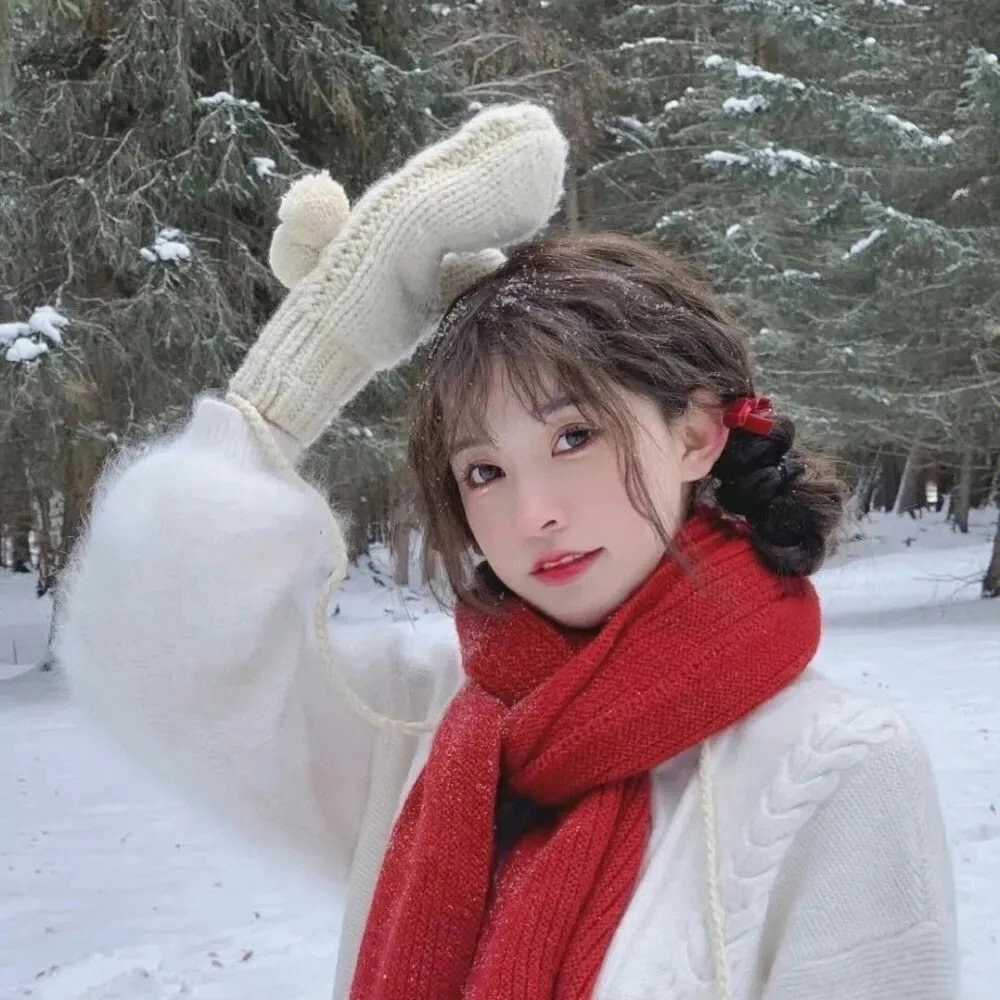 冬季下雪天氛围感女生头像
