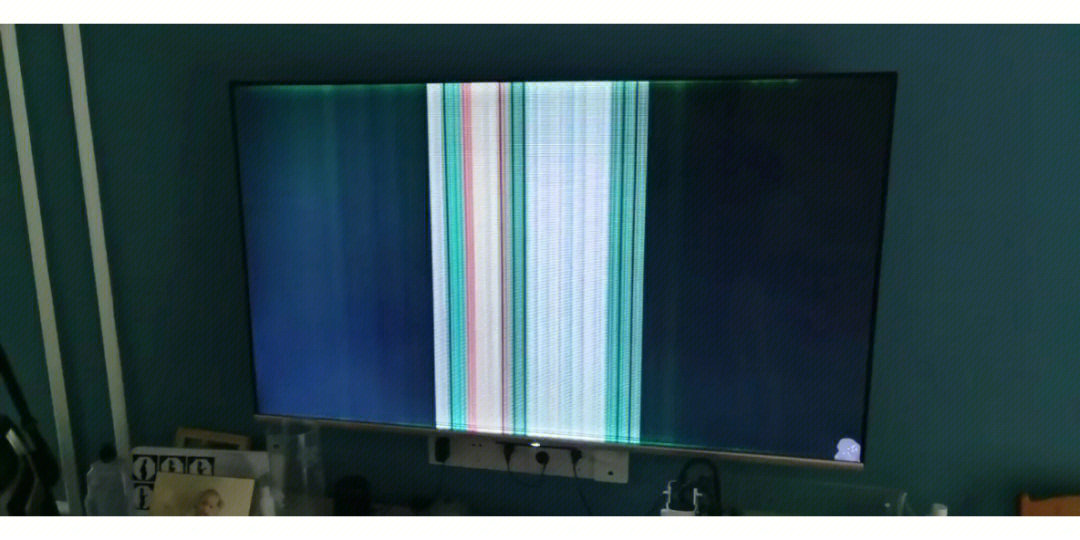 液晶电视进水后的图片图片