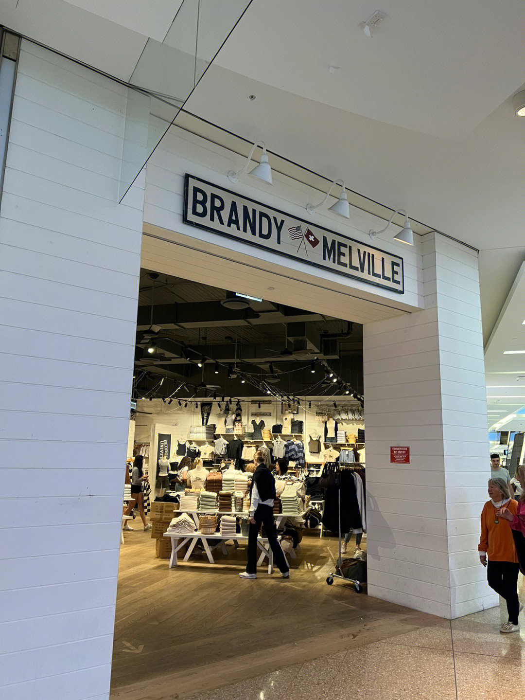 brandymelville第一次来这边