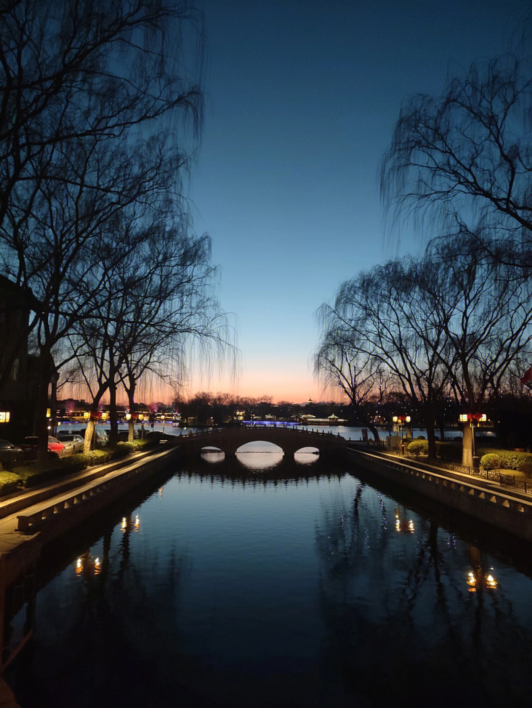 北京什刹海夜景图片