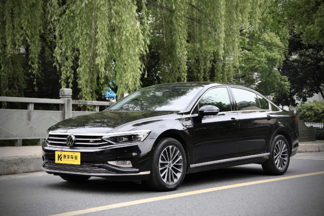 大众 迈腾 2020款 380tsi dsg 豪华型21年3月上牌,3.