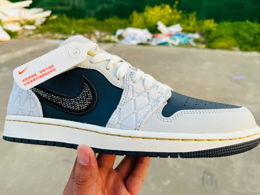 新入手的aj1和dunk