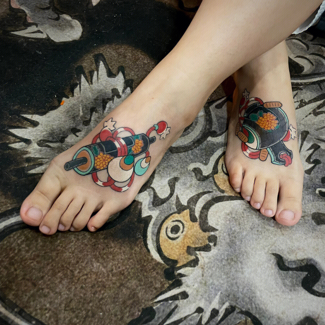 日式传统纹身脚背恢复前后对比