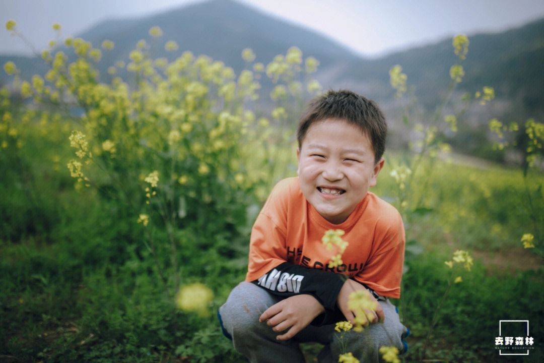 孩子们的笑容永远都是最治愈的