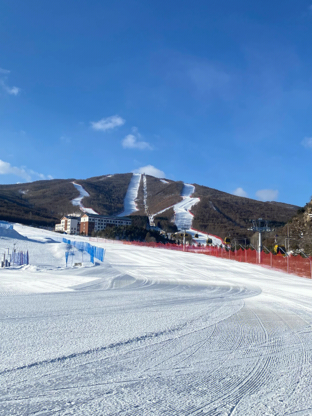 赤峰市美林谷滑雪场图片