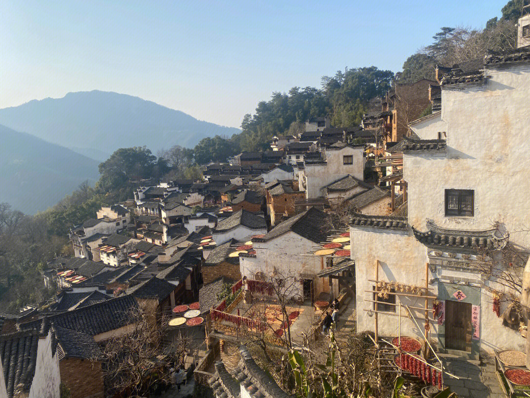 婺源篁岭客栈#婺源篁岭住宿篁岭,著名的"晒秋"文化起源地,也是