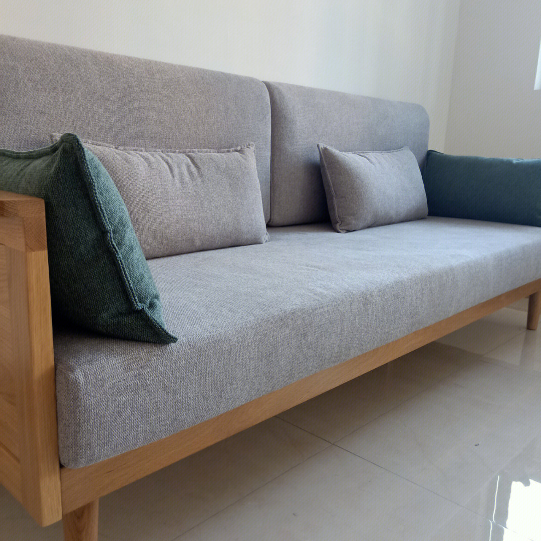 真的很爱这种简单耐看的实木沙发
