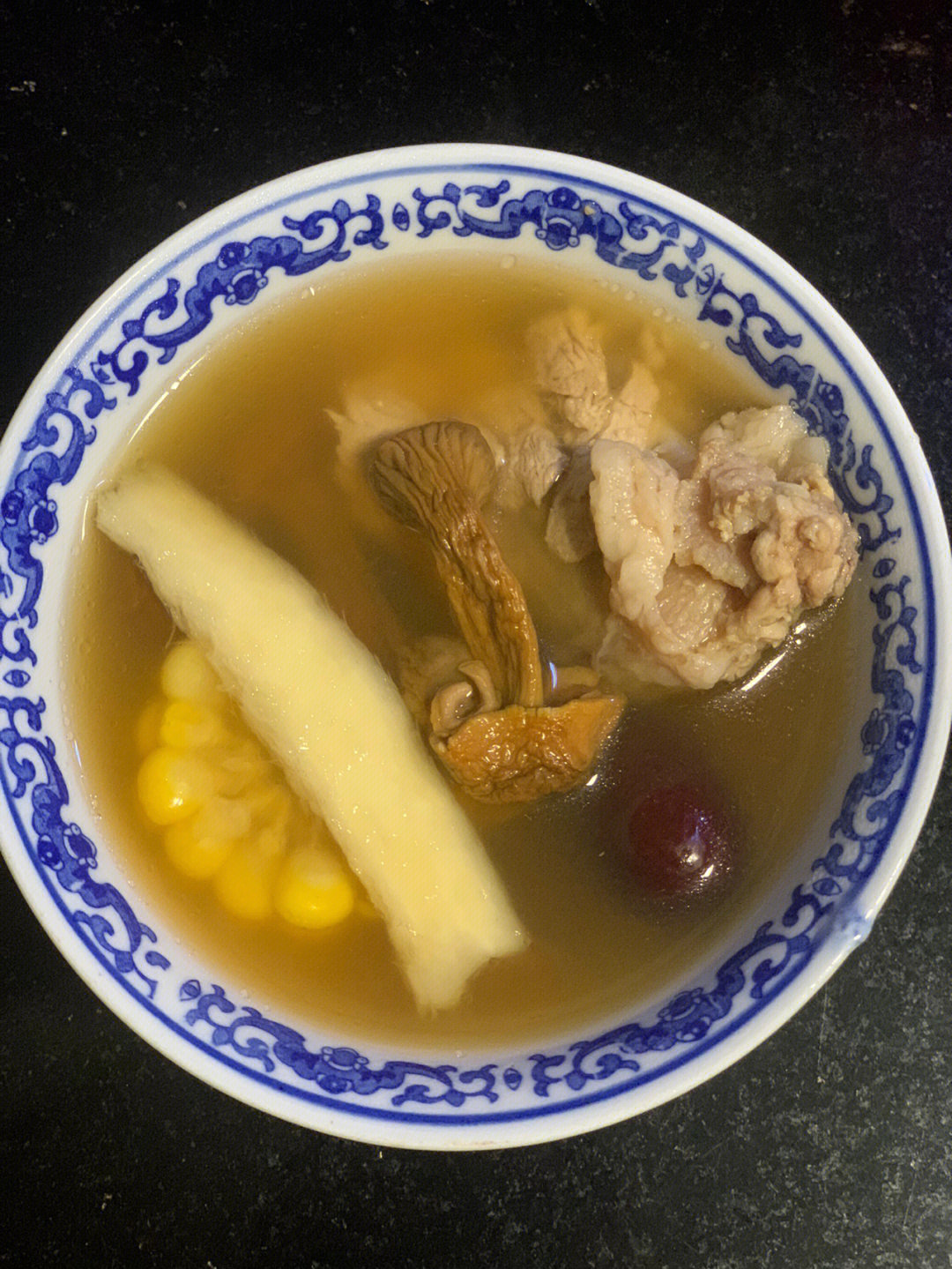 101姬松茸淮山煲猪骨玉米汤