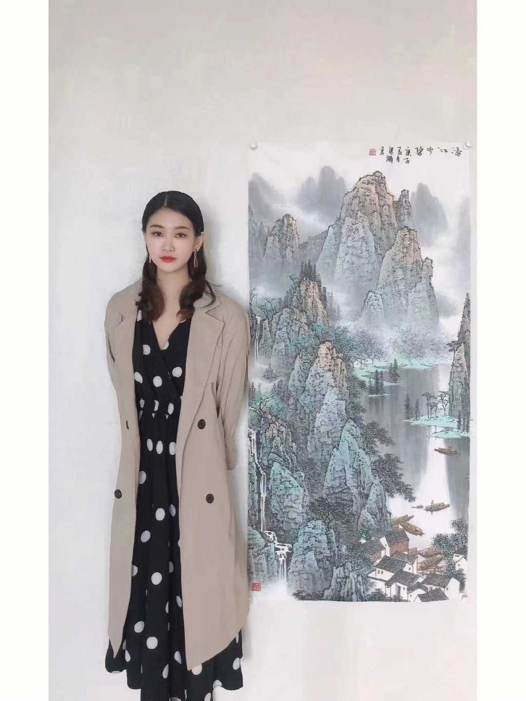 当代女白雪石画家莫淇麟山水画