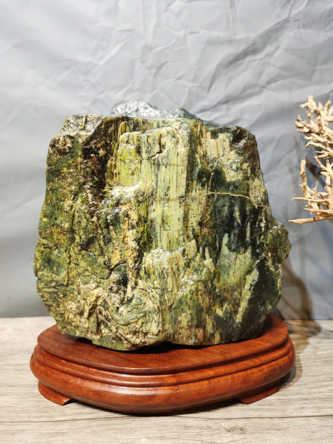 崂山绿石精品收藏老坑海底玉天然奇石