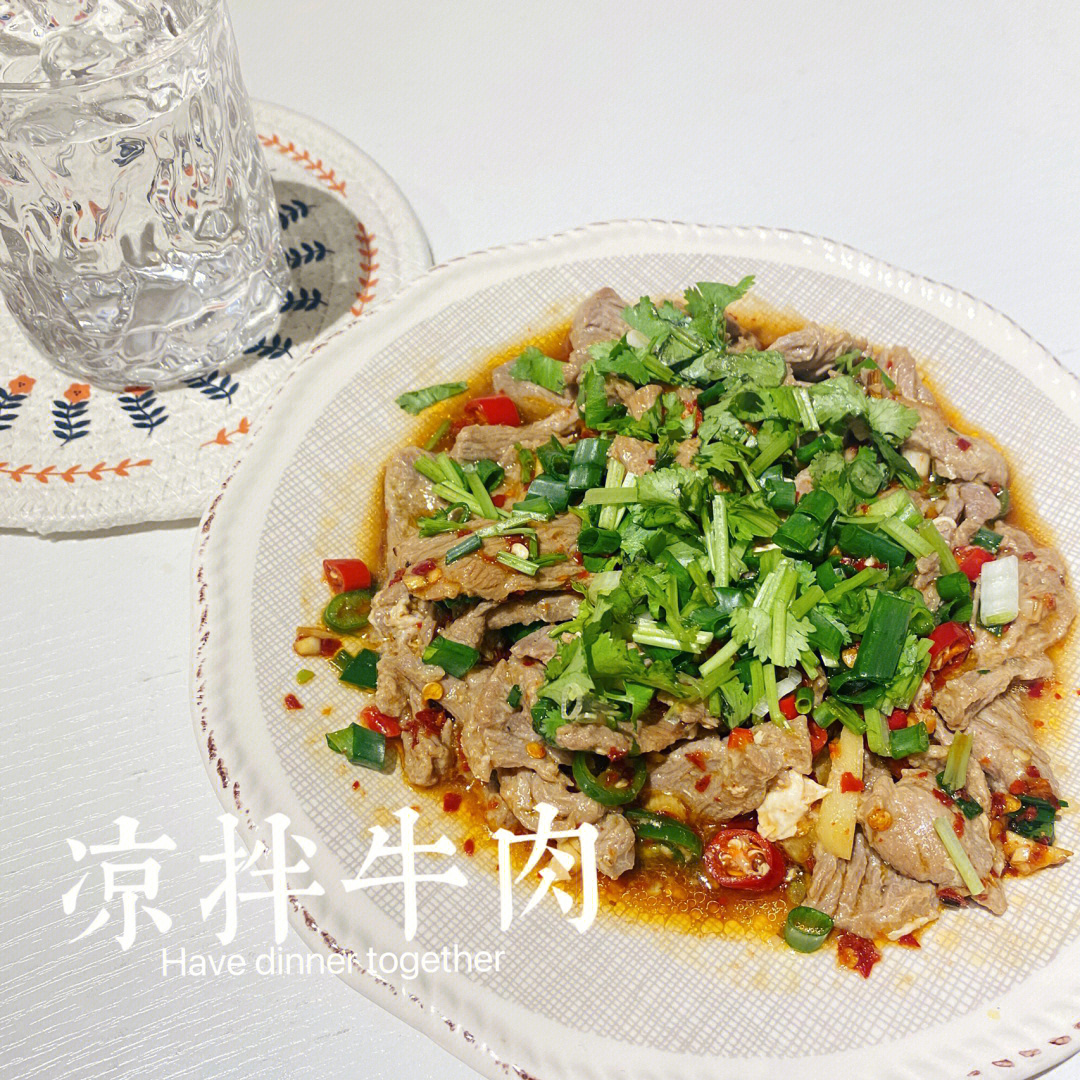 生鸡蛋拌牛肉图片