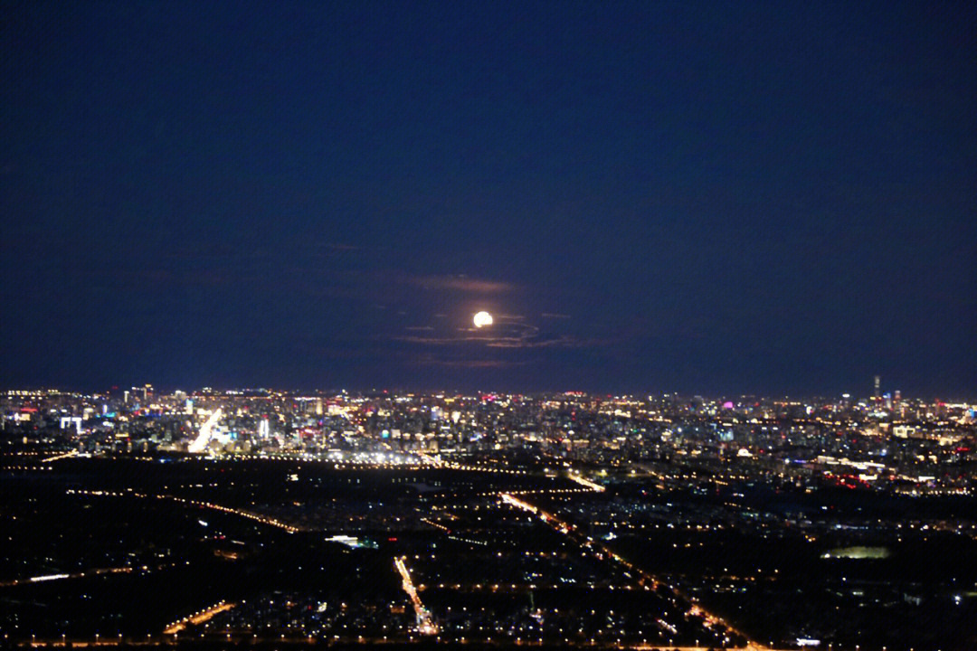 北京鬼笑石夜景图片