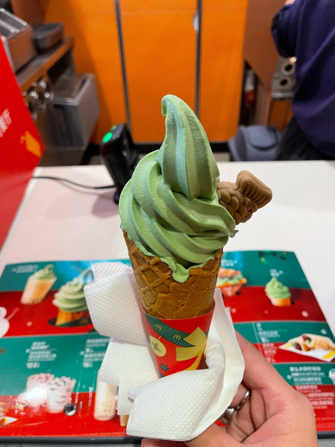 麦当劳蜜瓜冰淇淋图片