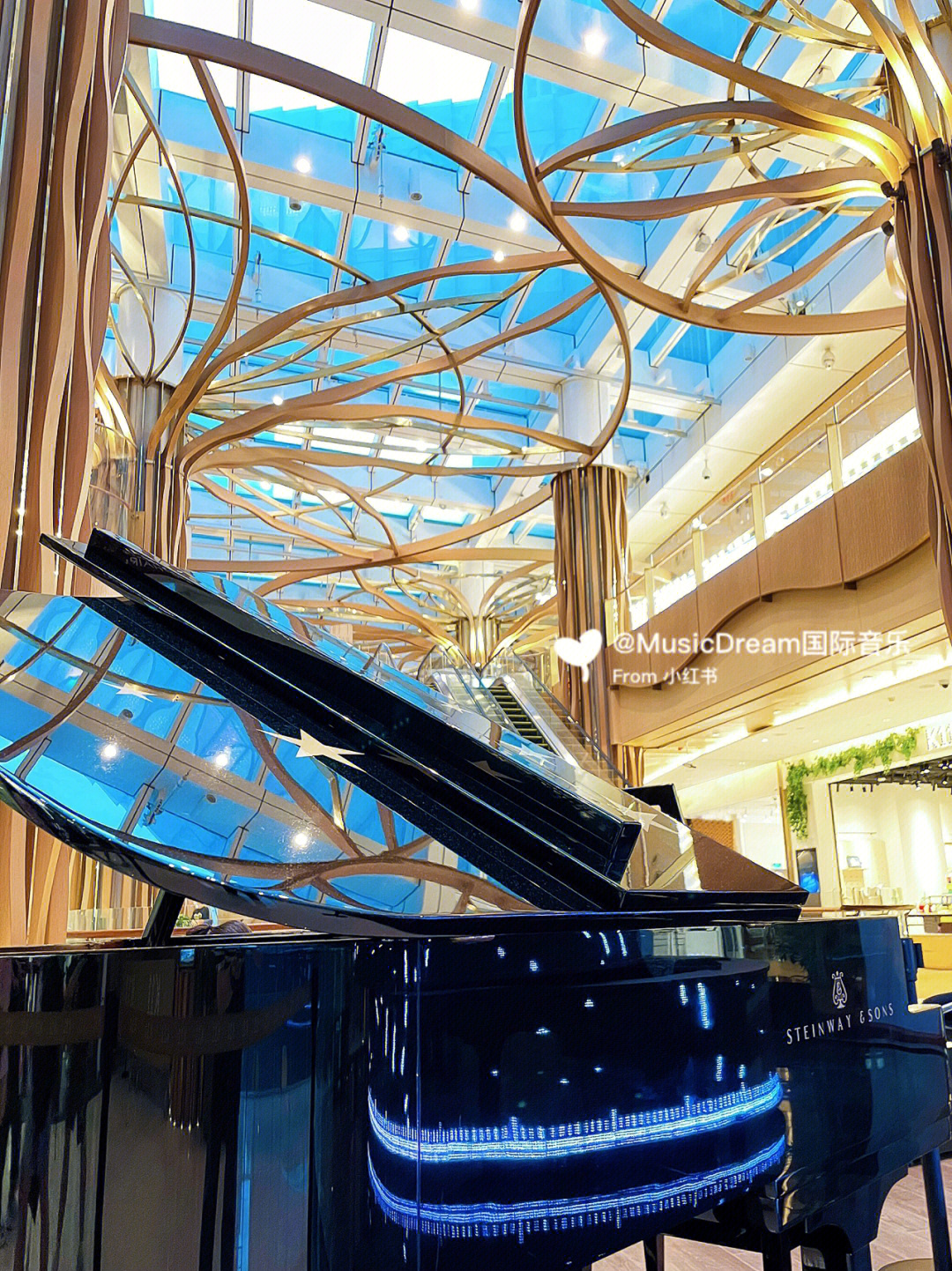 分享k11艺术中心钢琴演奏活动照