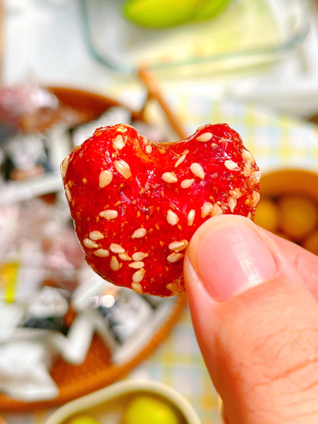 草莓爱心形状切法图片