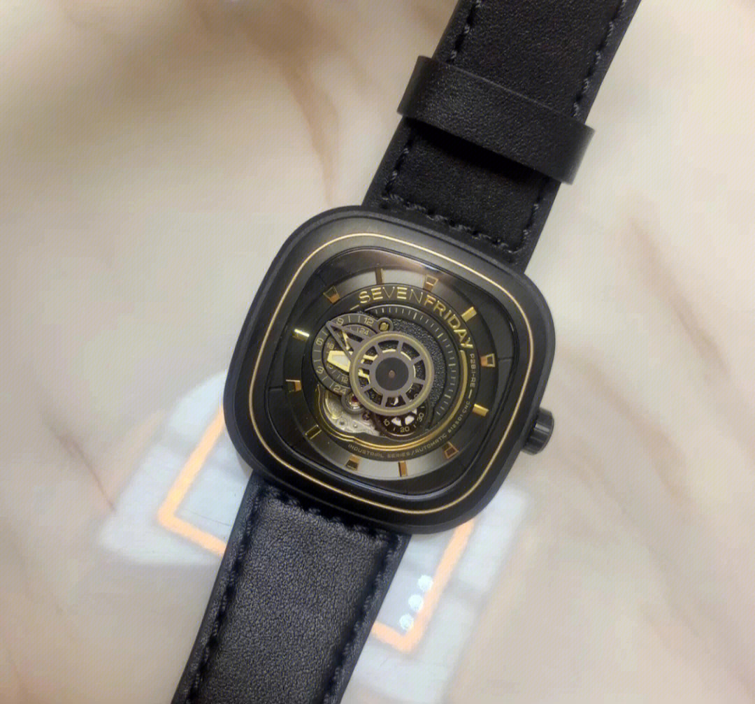 sevenfriday樱花图片