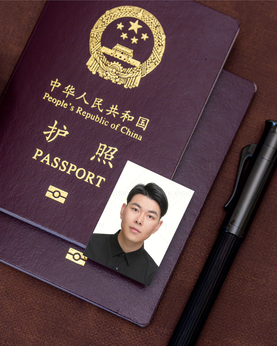 2020护照样本图片