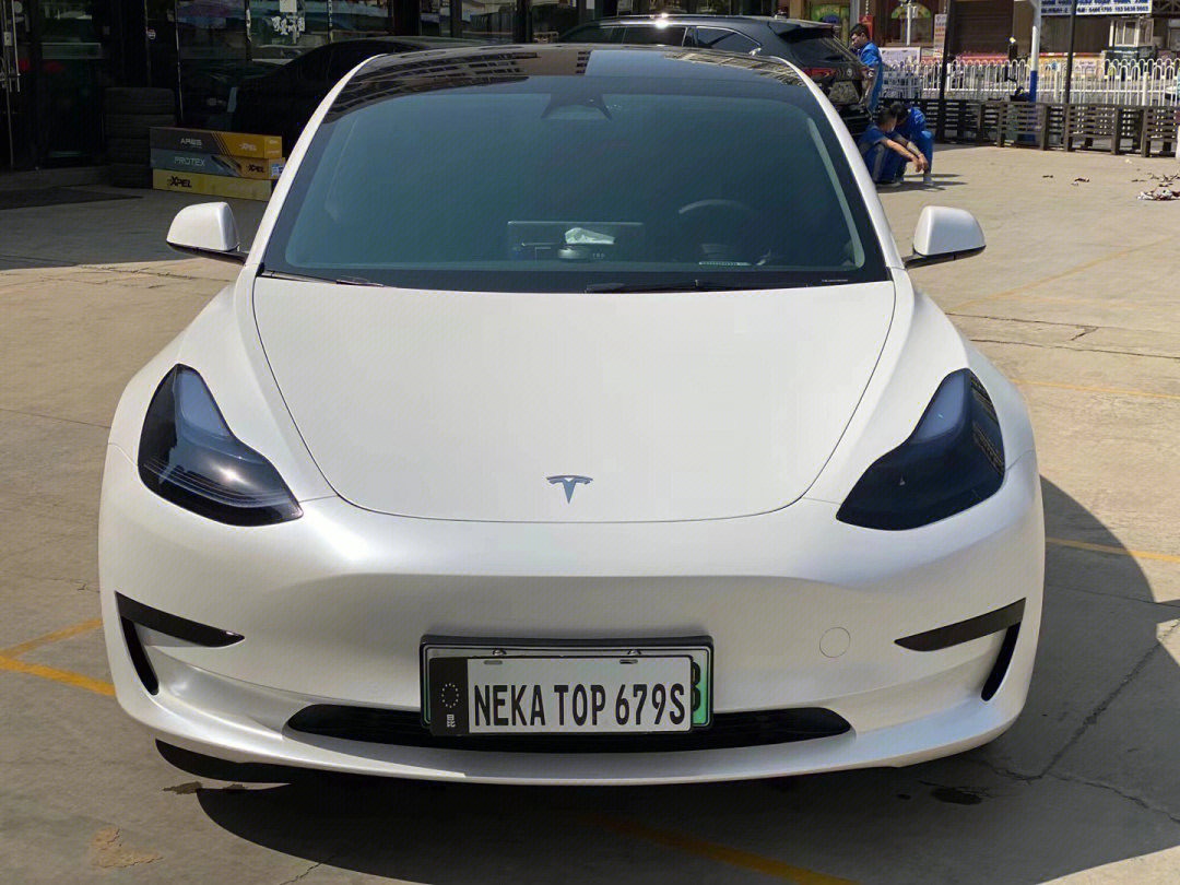 特斯拉model3