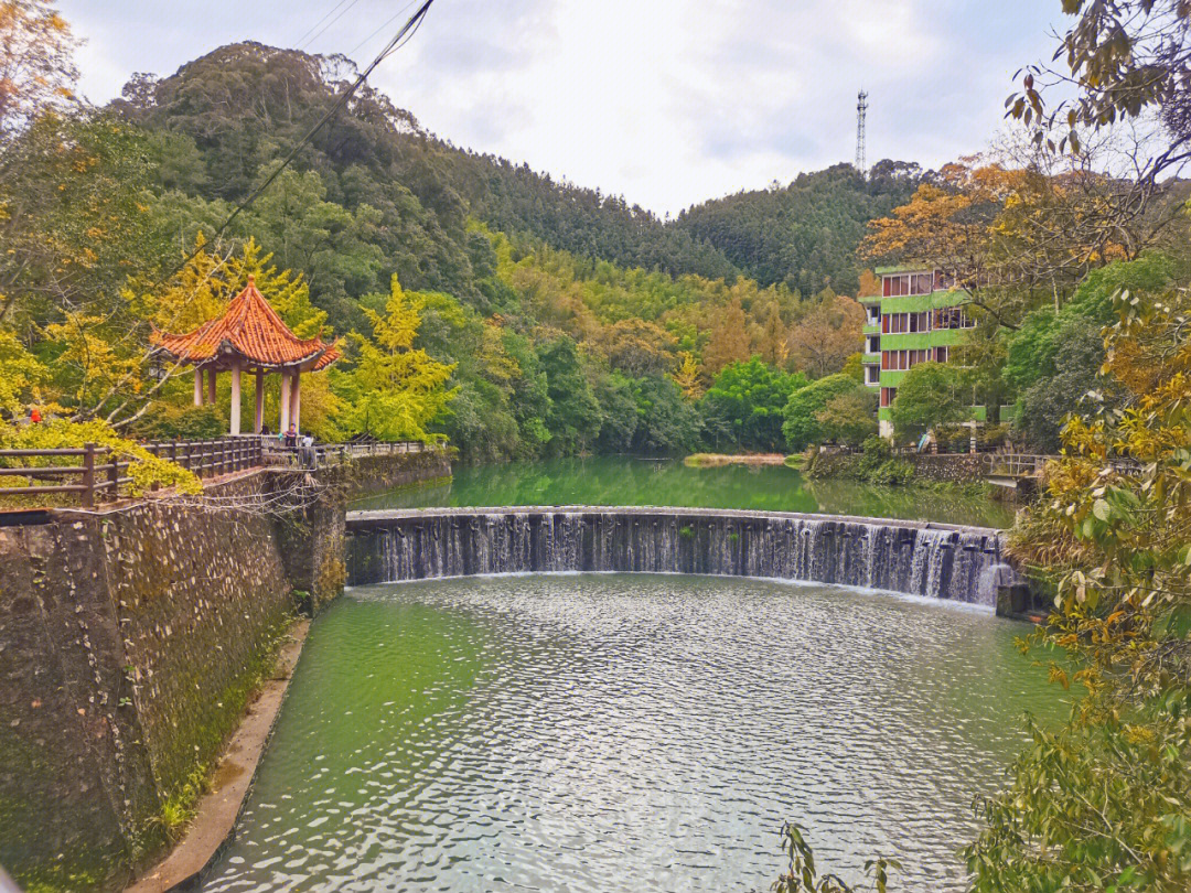 南雄帽子峰林场门票图片