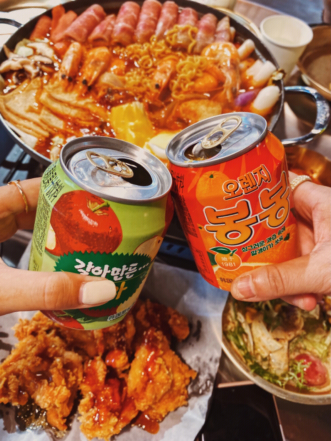 韩式大排档炸鸡配啤酒快乐到永久