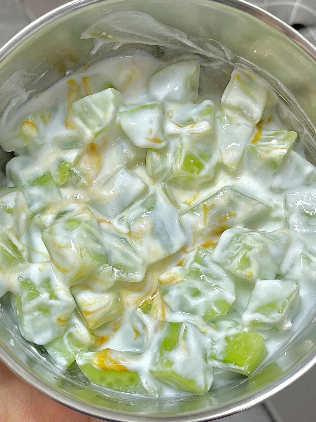 黄瓜拌酸奶图片