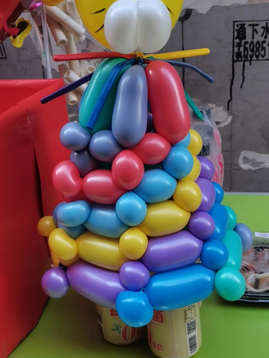 长气球拧帽子图片