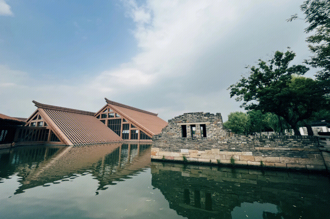 广富林文化遗址,在松江,华东政法的对面