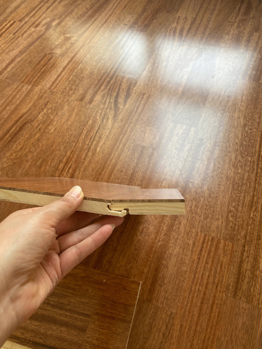 地板保养翻新_地板保养精油品牌_木地板的保养方法