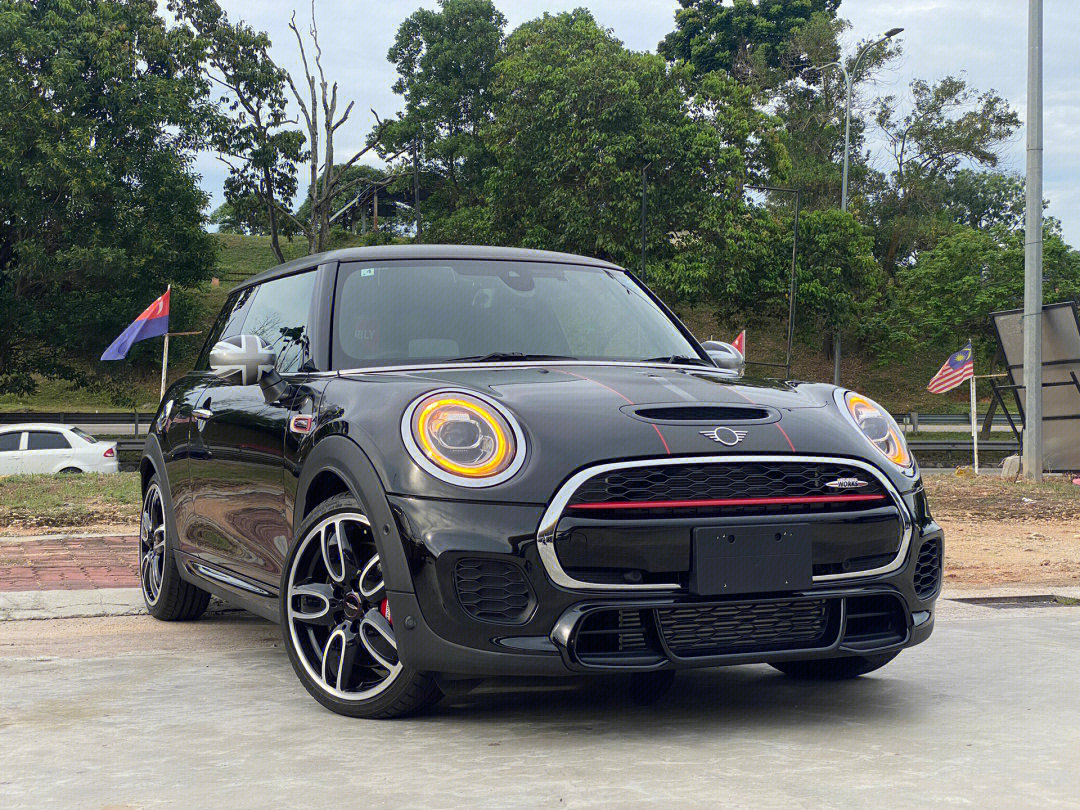 现货minicooperjcw适合女生开的车