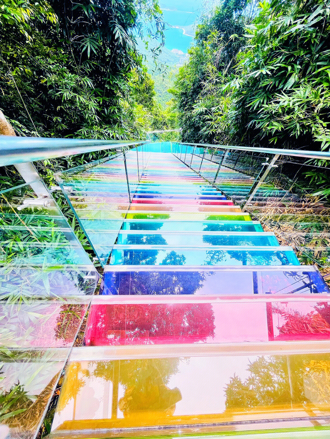 长乐南山公园玻璃栈道图片