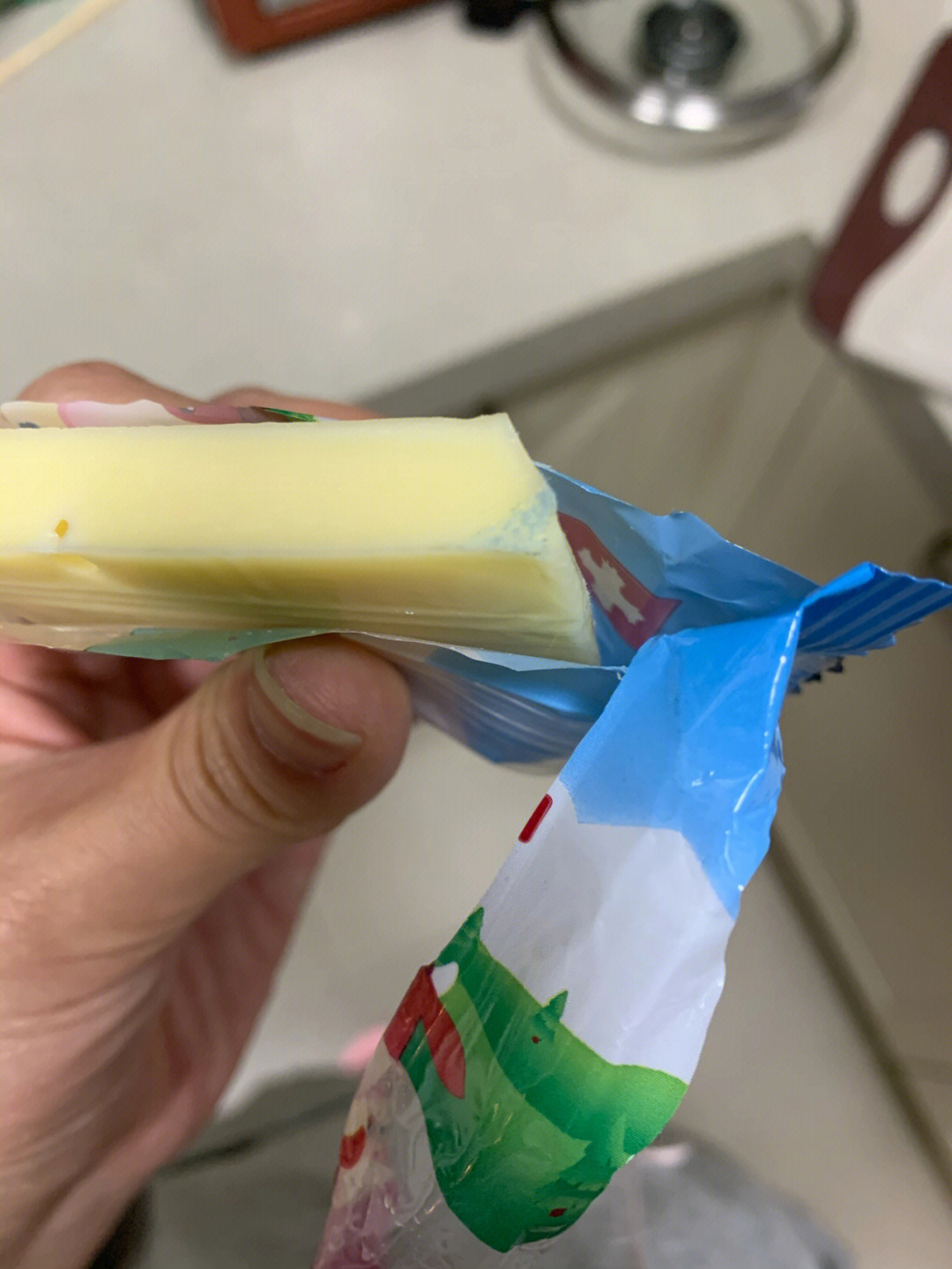 奶酪棒变质的图片图片