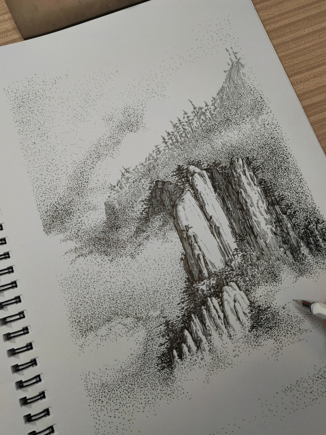 尝试用硬笔画一幅山水泼墨效果的钢笔画,感觉不一样的效果