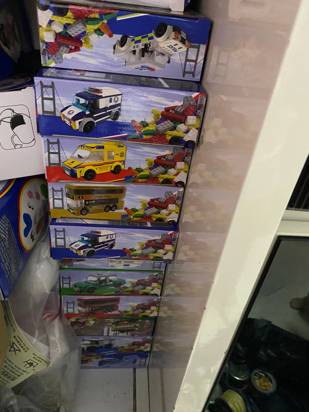香港特色塑胶业玩具图片