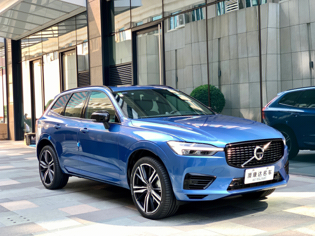 2021款沃尔沃xc60t8e驱混动智远运动版