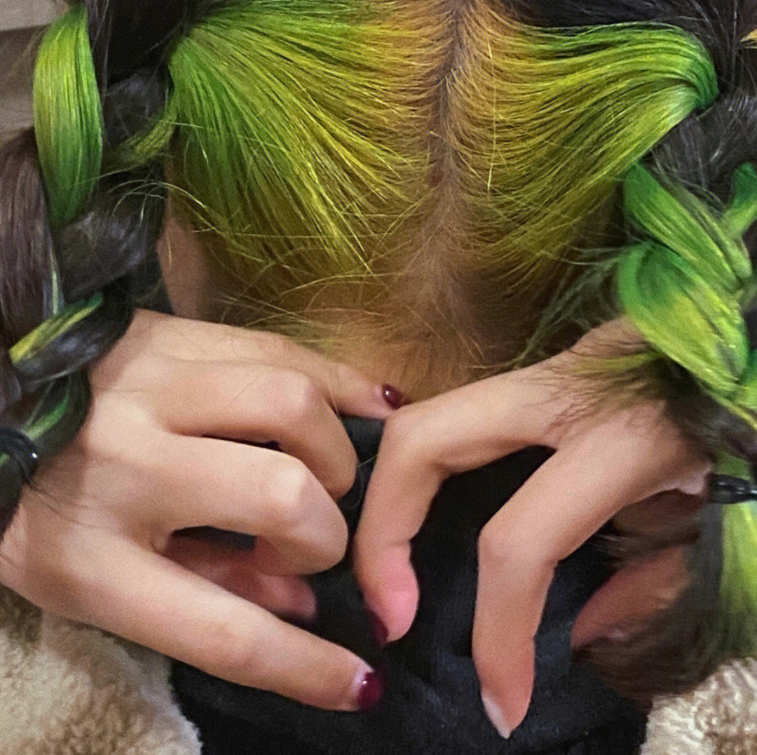 绿丝绦美发图片