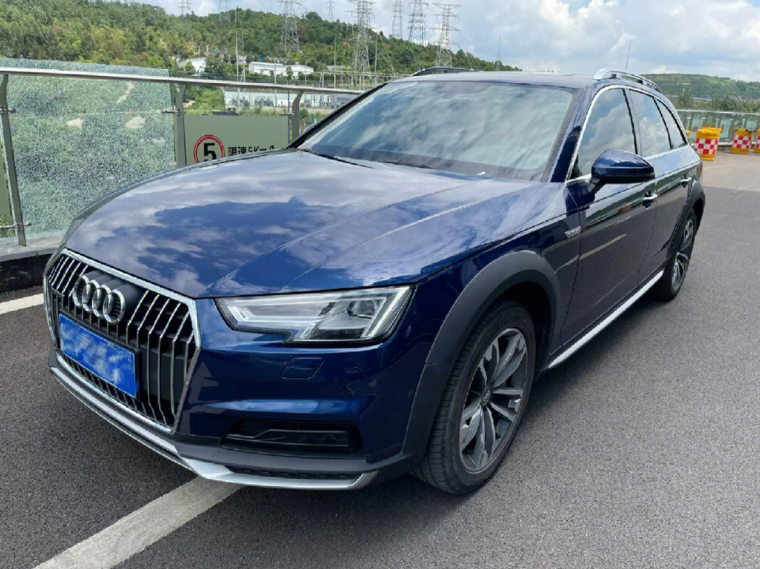 奥迪a4(进口) 45 tfsi allroad quattro