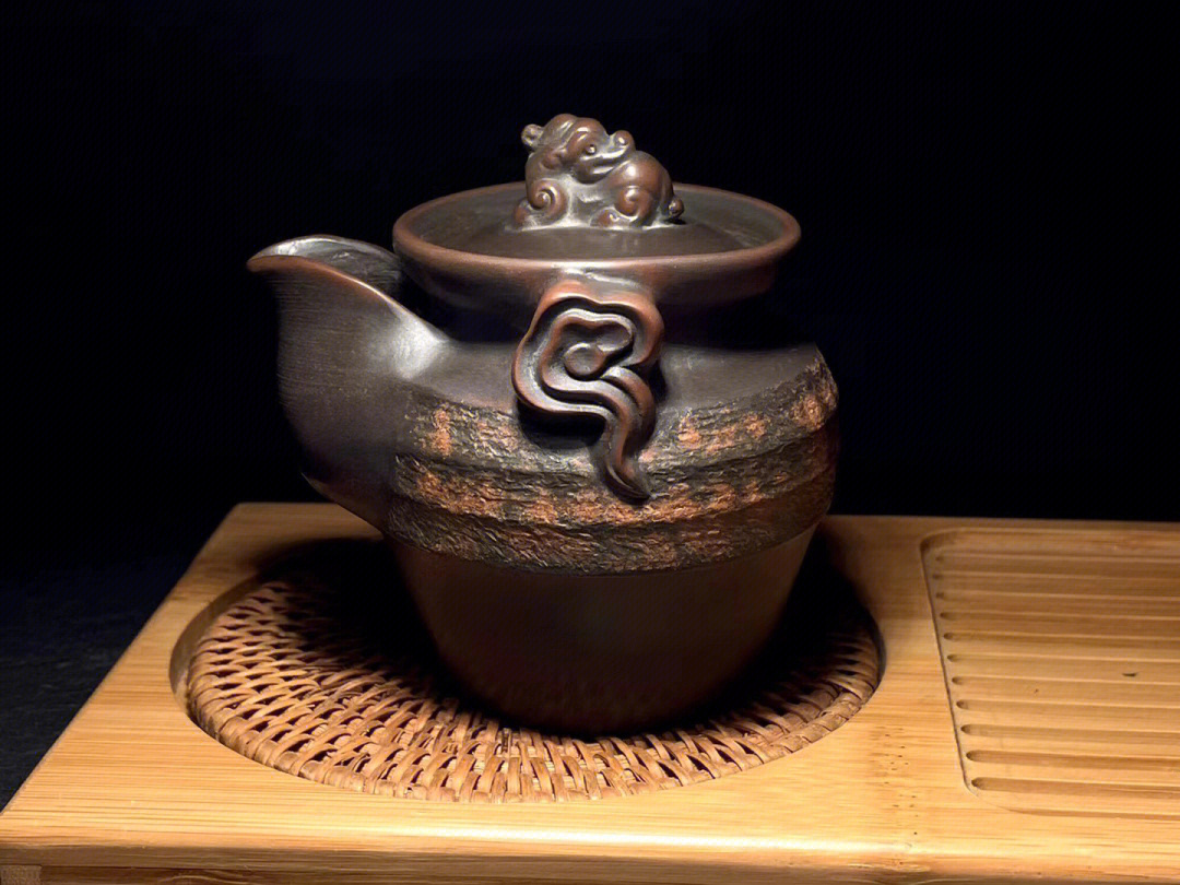 今日分享精品坭兴陶茶壶