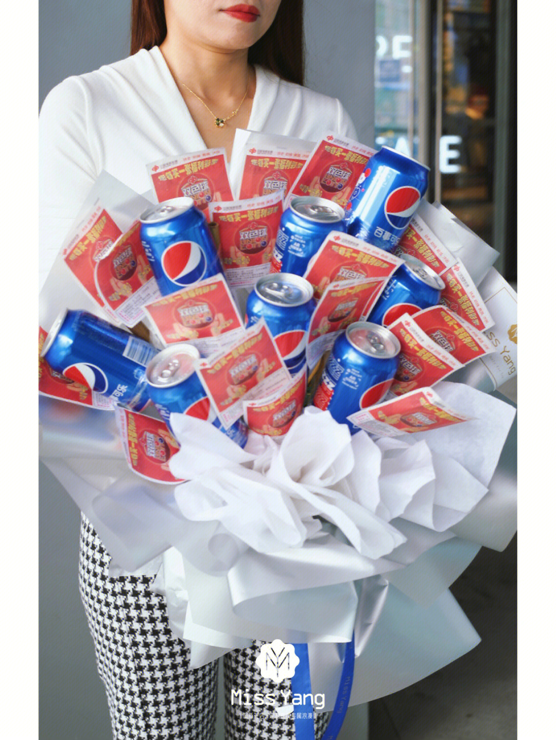 可乐花束包装教程图片
