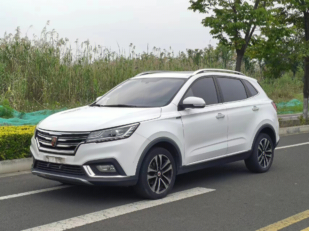 新到小型suv18年荣威rx318t自动互联网智