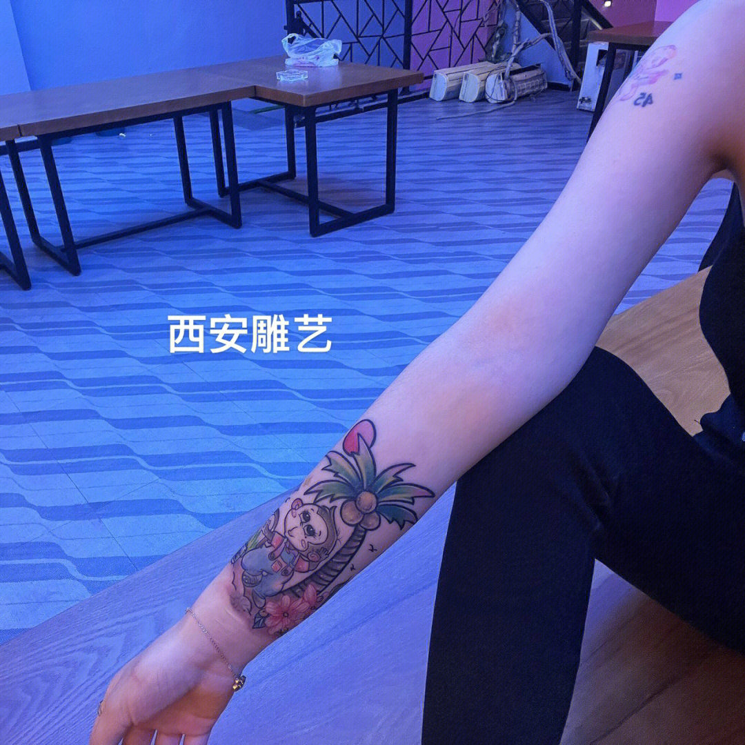 西安纹身女生纹身手腕遮盖纹身猴子纹身