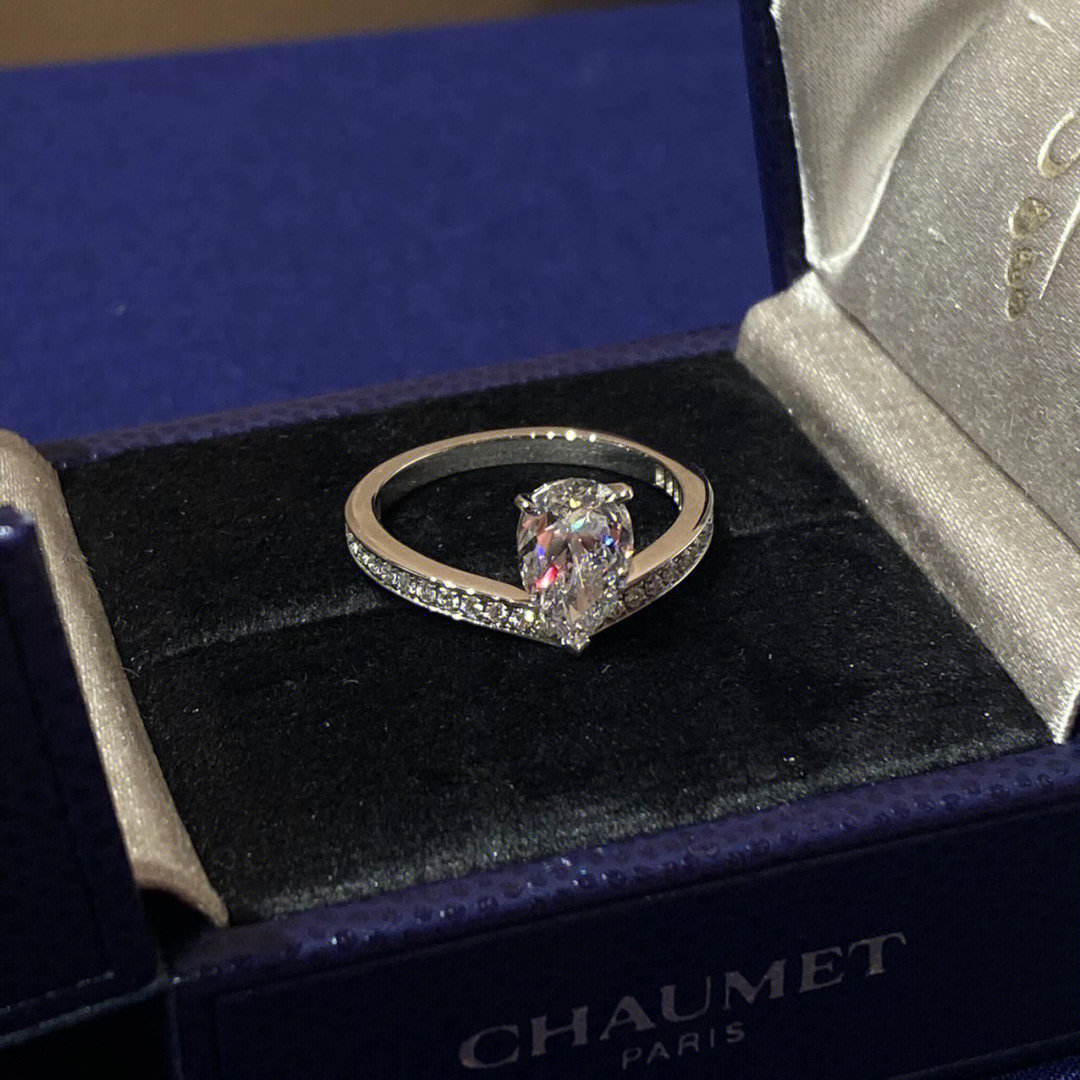 chaumet plume钻戒图片