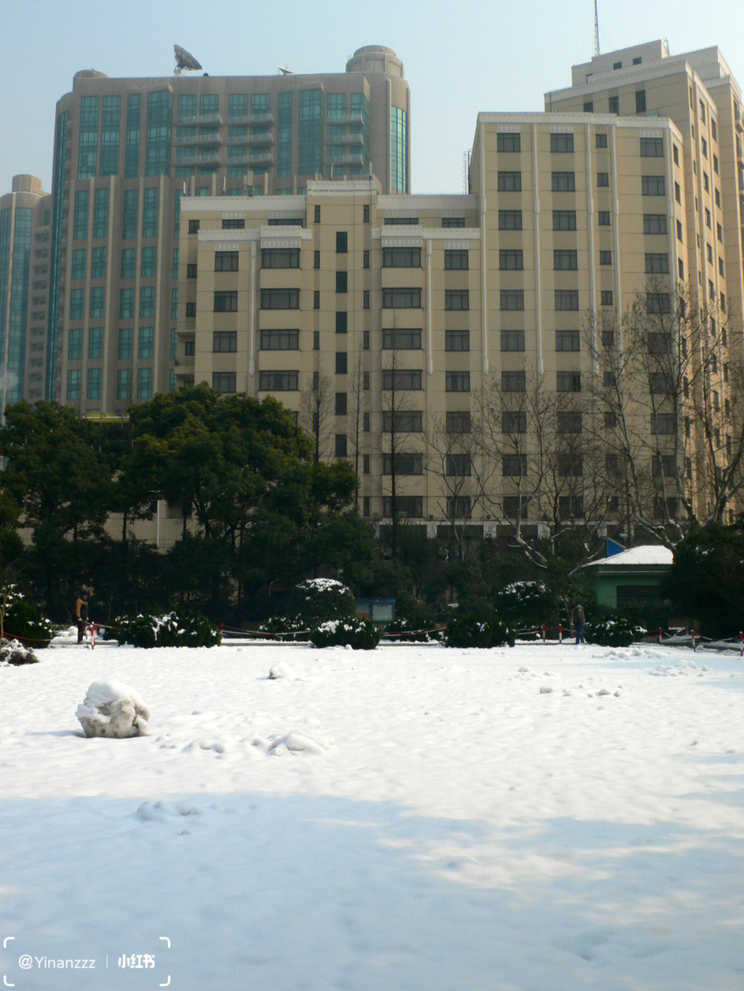 上海衡山公园地下隧道图片