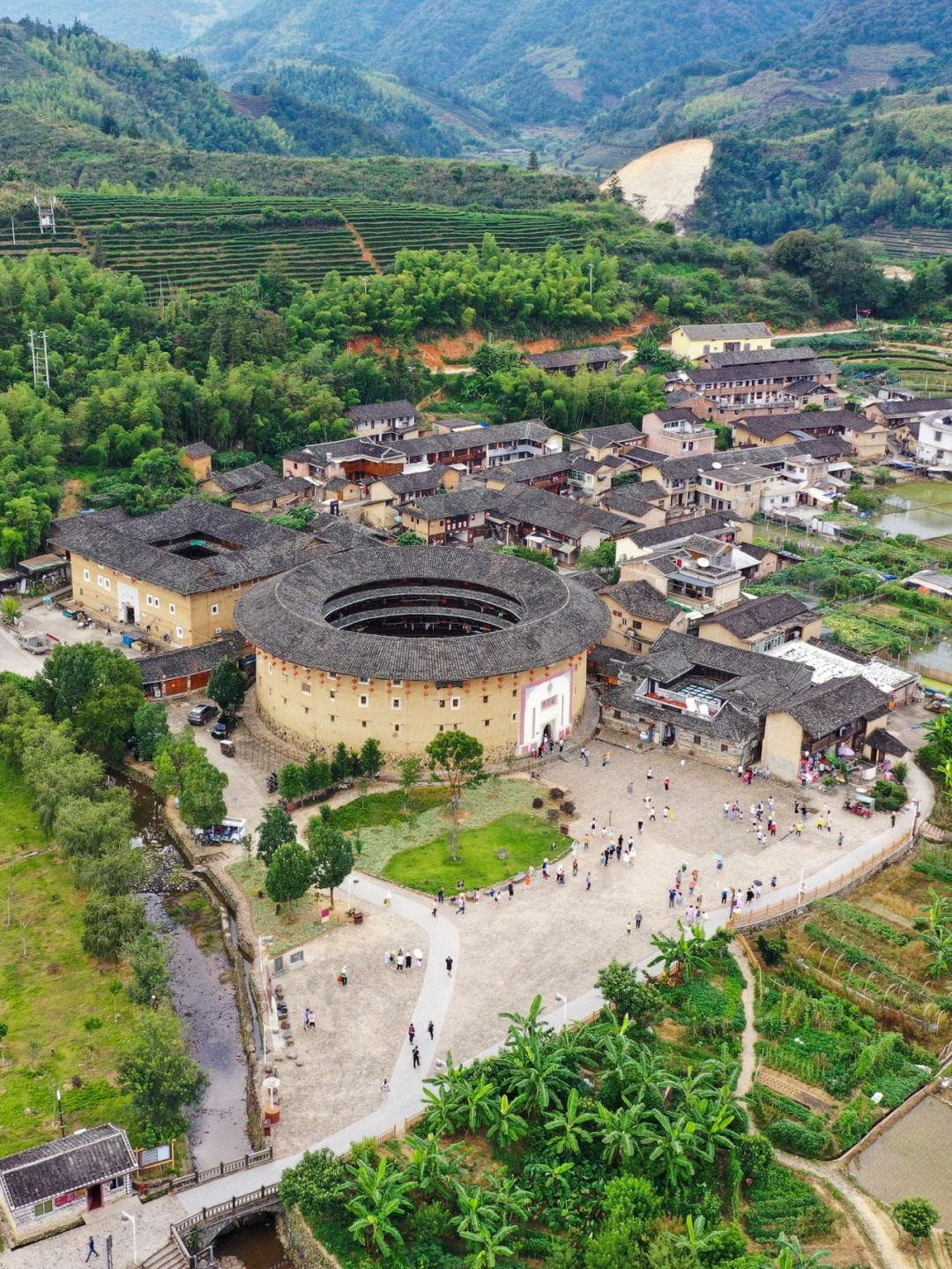 走去福建看土楼