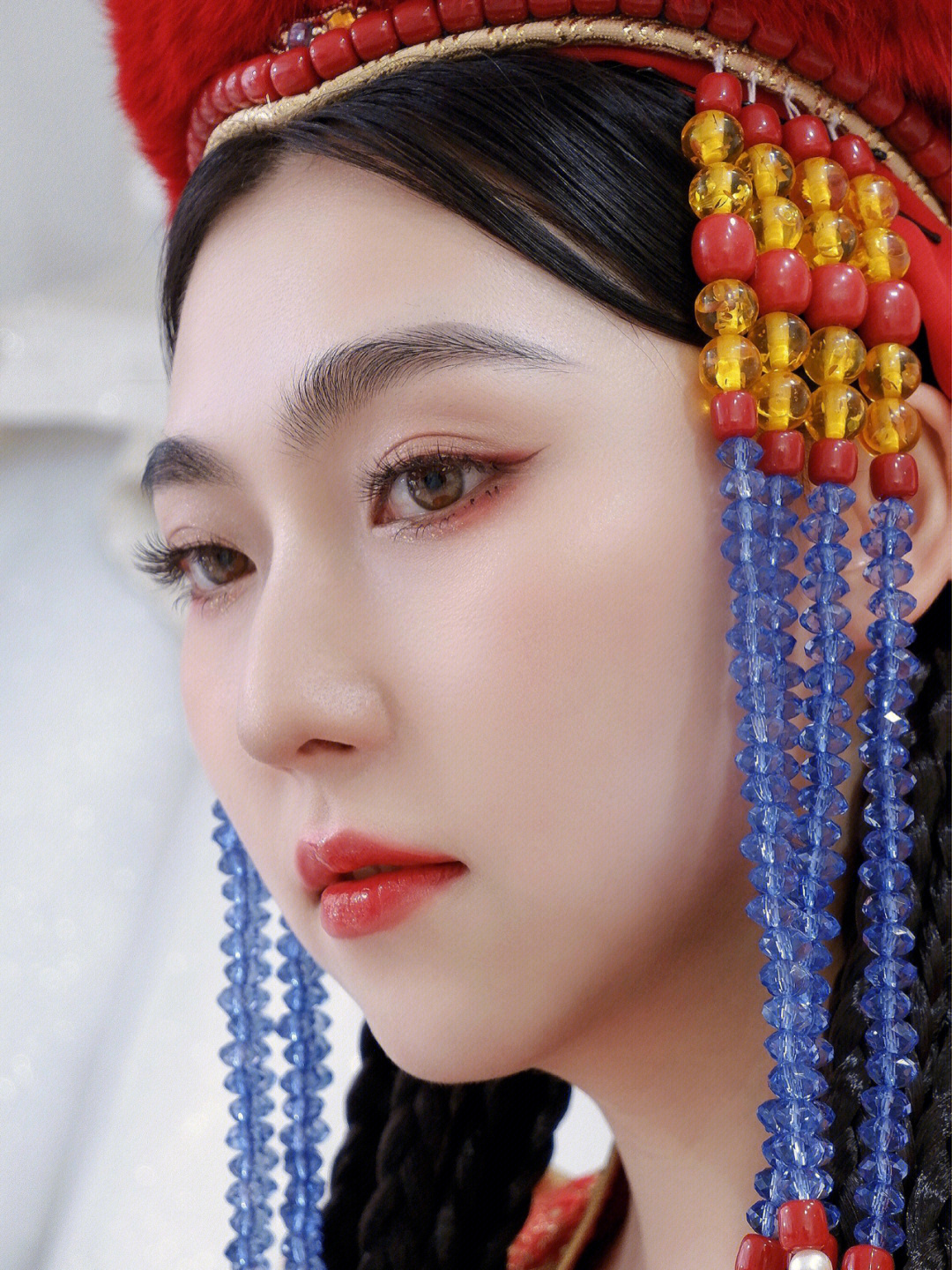 蒙古舞眼妆图片